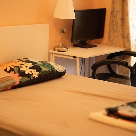 Repton House Bed & Breakfast Woodford Ngoại thất bức ảnh