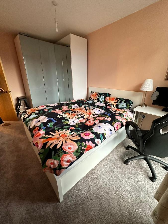 Repton House Bed & Breakfast Woodford Ngoại thất bức ảnh